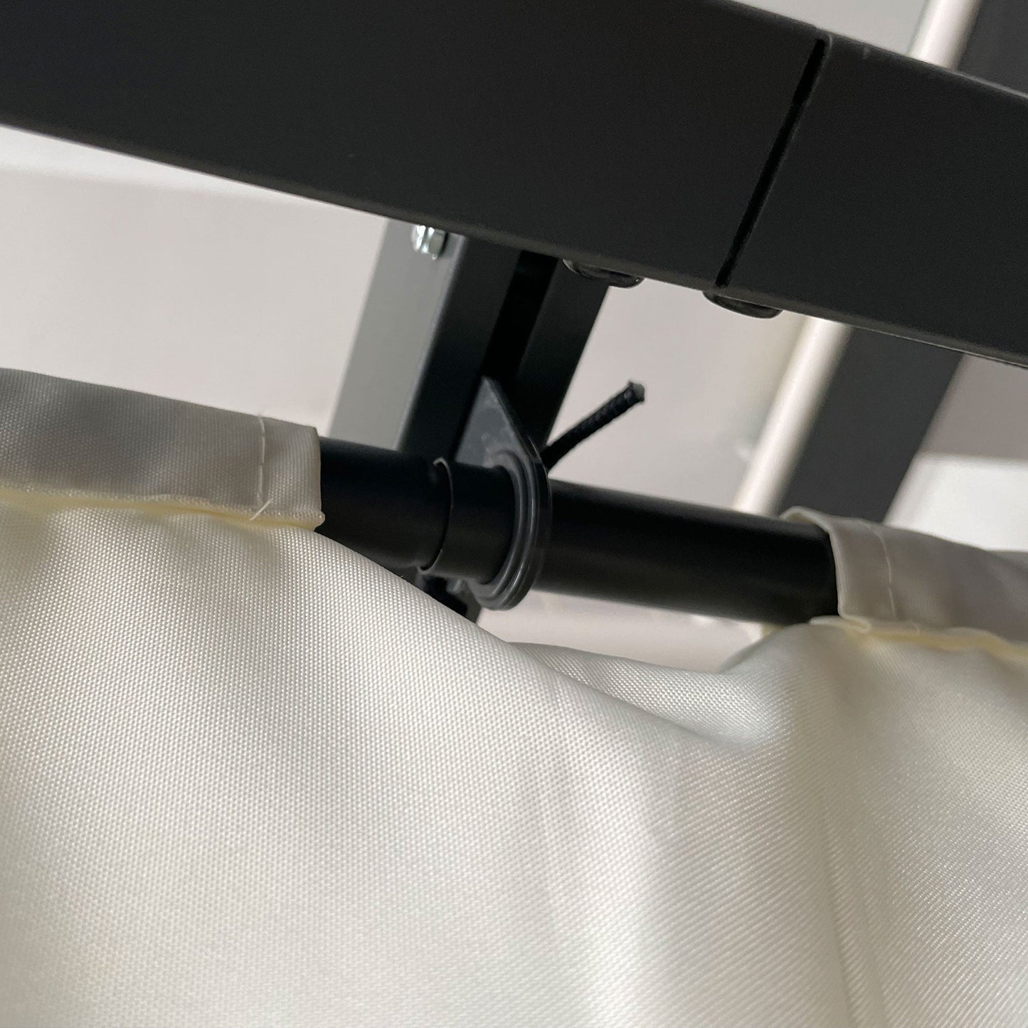 4 x 3M Aluminum Pergola with Retractable Roof