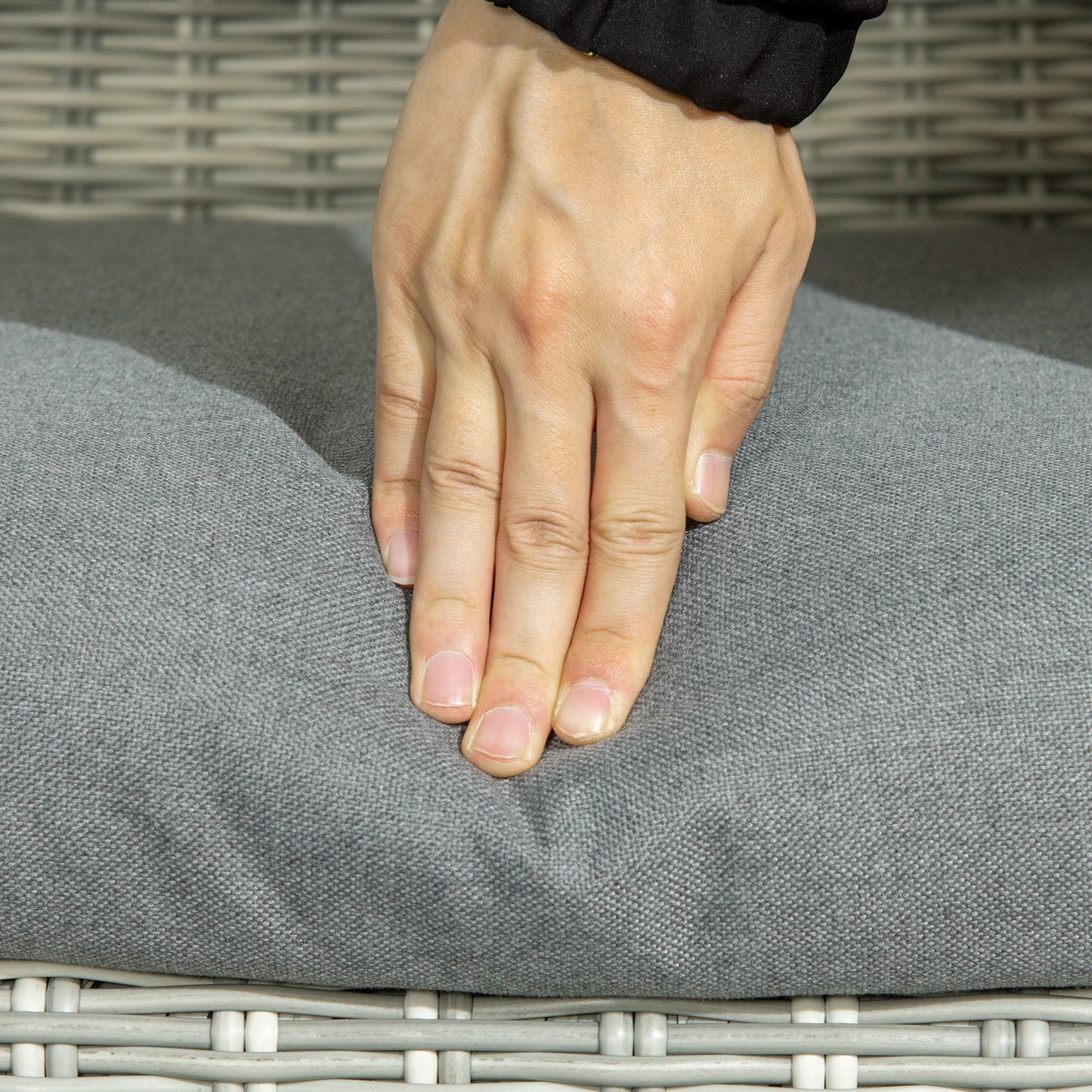 5-Pieces PE Rattan Sun Lounger Set