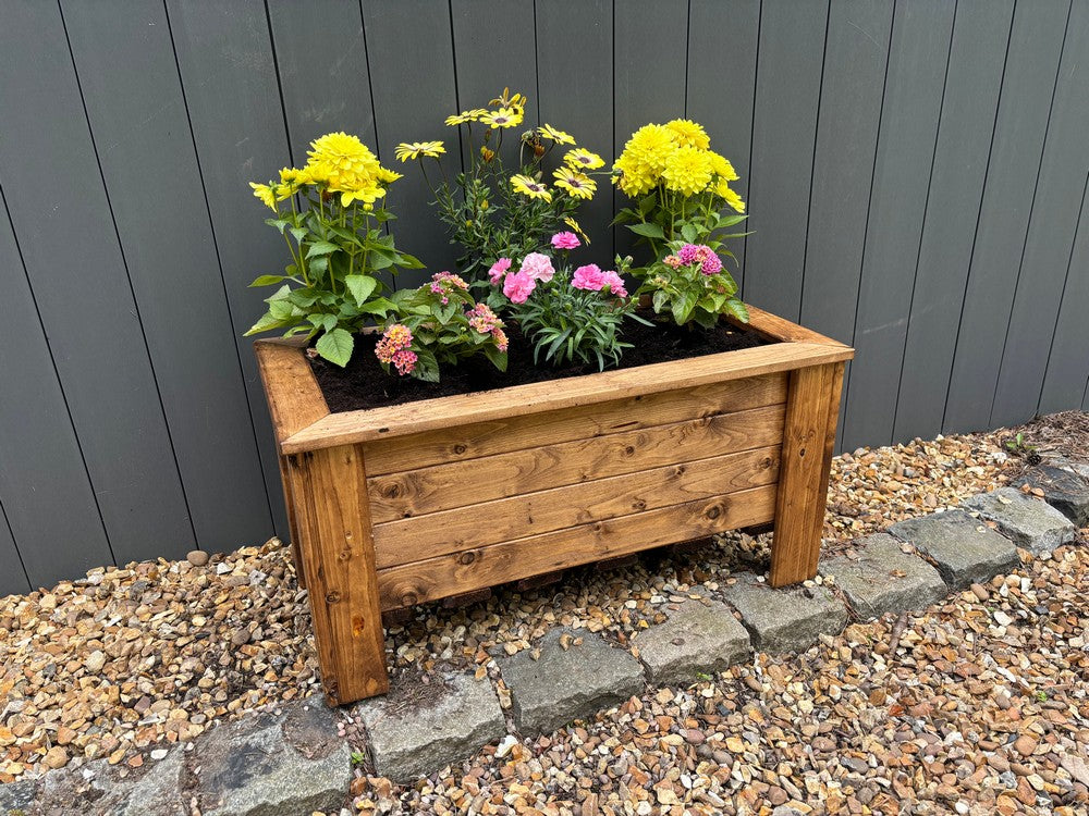 Prestbury Garden Planter by Charles Taylor