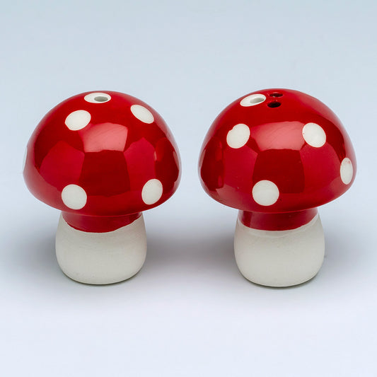 Toadstool Salt and Pepper Shakers Halloween Decoration Red & White with Polka dots Pattern - 8cm
