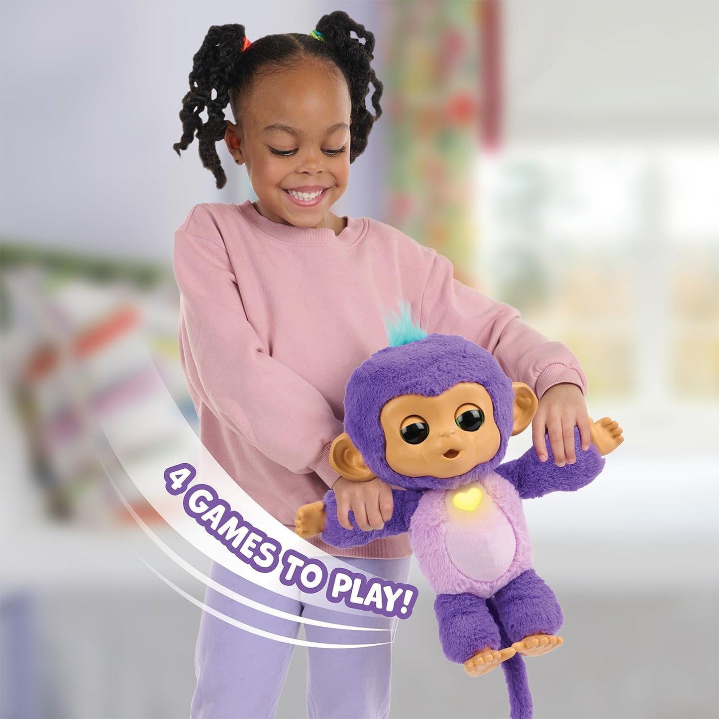 Fingerlings Care ‘n’ Cuddles Interactive Baby Monkey