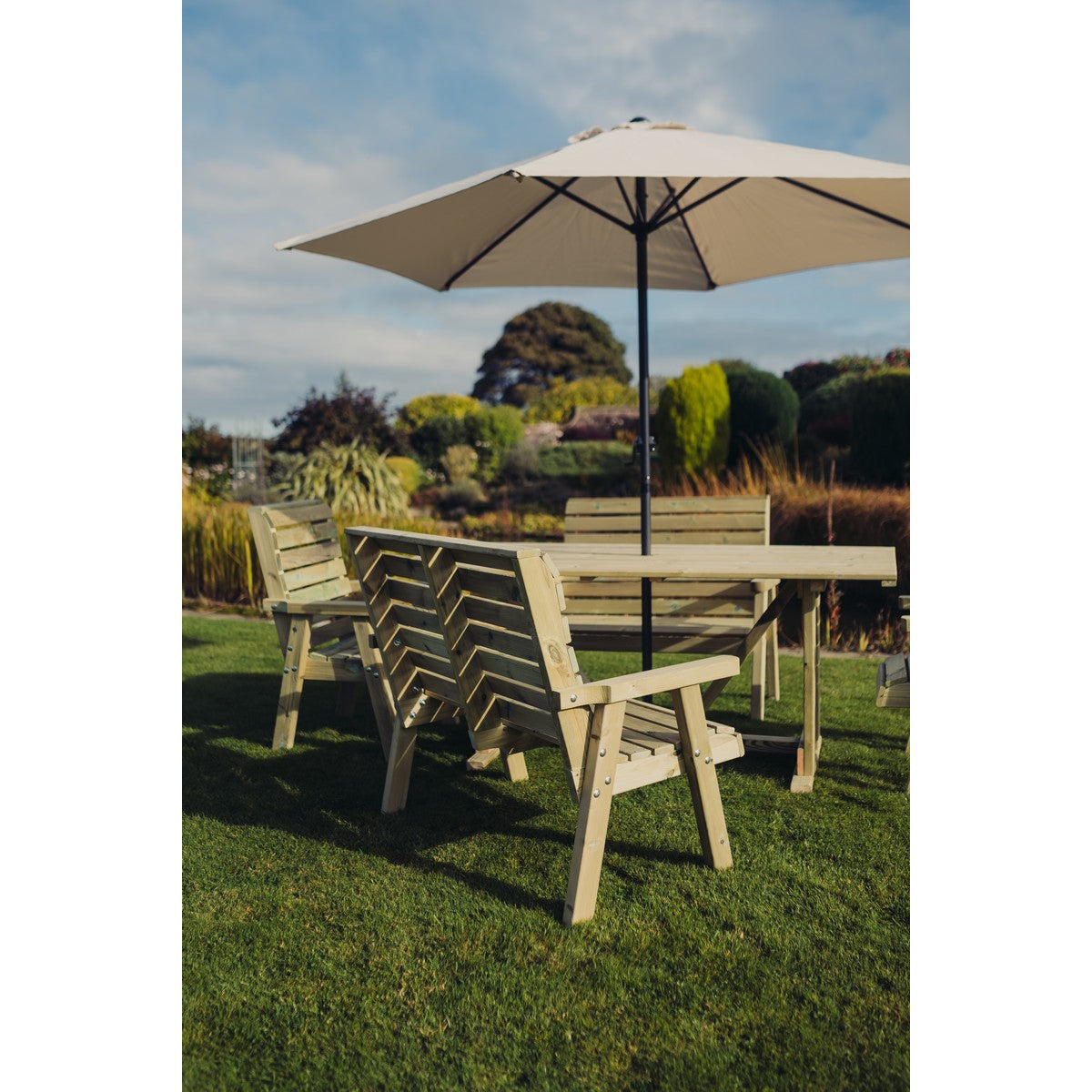 Clover Garden Patio Dining Set by Churnet Valley - 6 Seats - CLOT102