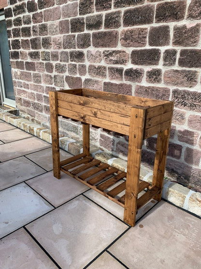 Chesterfield Garden Planter by Charles Taylor Primary Image