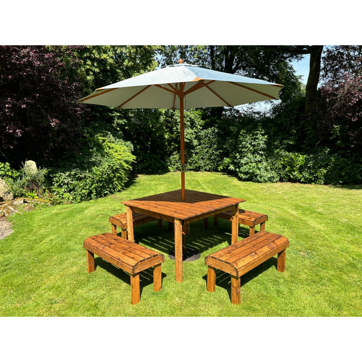 Knights Garden Patio Dining Set by Charles Taylor - 8 Seats