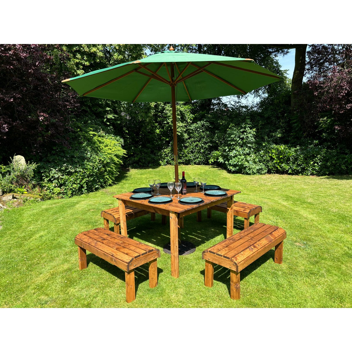 Knights Garden Patio Dining Set by Charles Taylor - 8 Seats