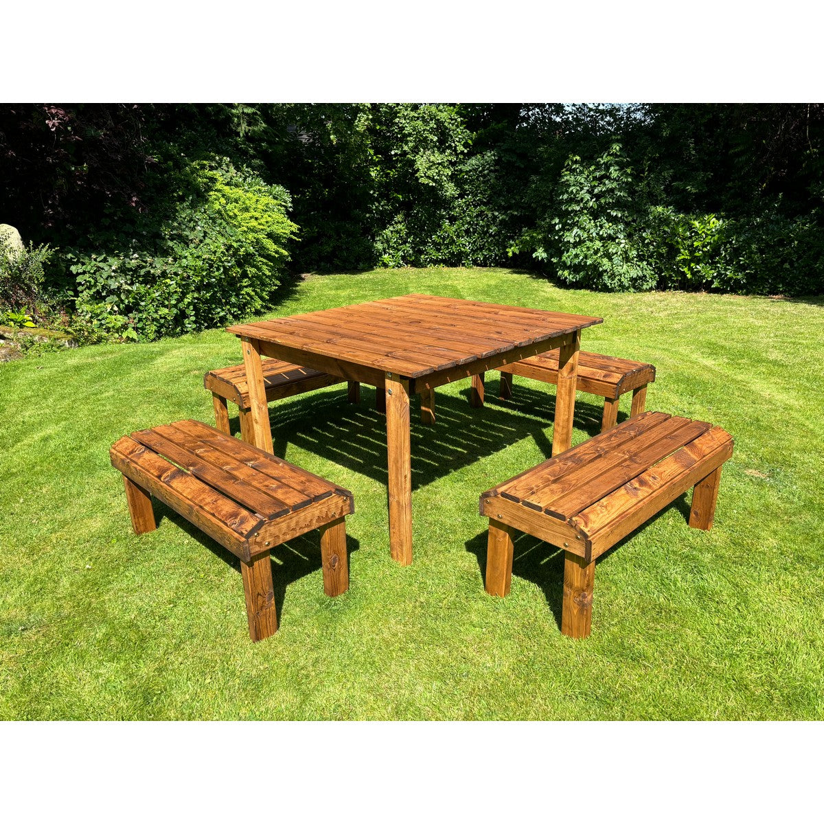 Knights Garden Patio Dining Set by Charles Taylor - 8 Seats