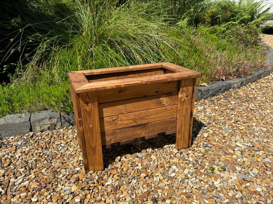 Prestbury Garden Planter by Charles Taylor
