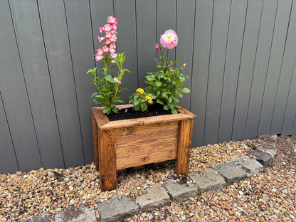 Prestbury Garden Planter by Charles Taylor