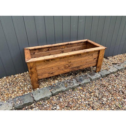 Prestbury Garden Planter by Charles Taylor