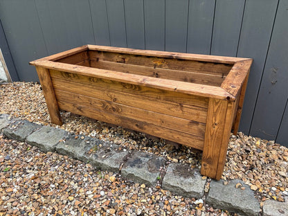 Prestbury Garden Planter by Charles Taylor