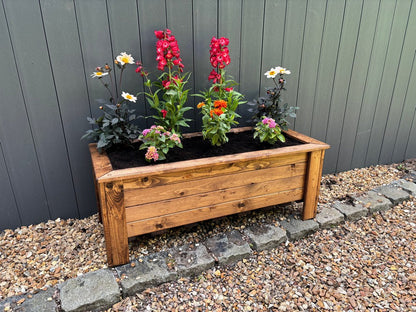 Prestbury Garden Planter by Charles Taylor