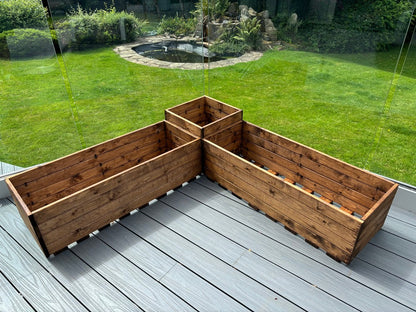 Berwick Garden Planter by Charles Taylor