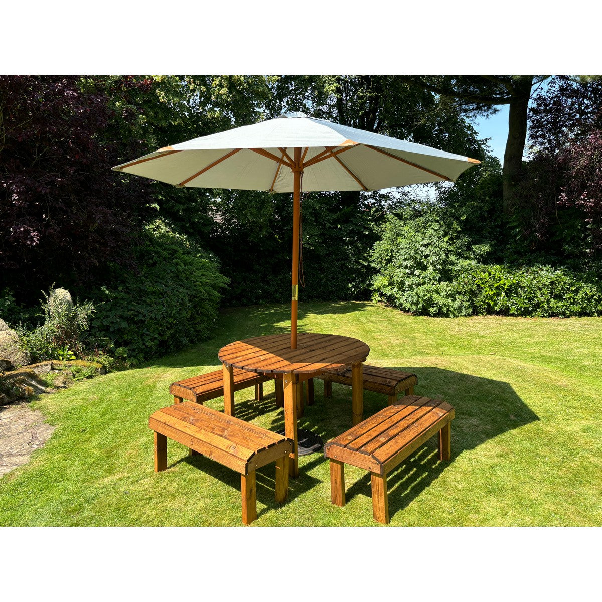 Knights Garden Patio Dining Set by Charles Taylor - 8 Seats