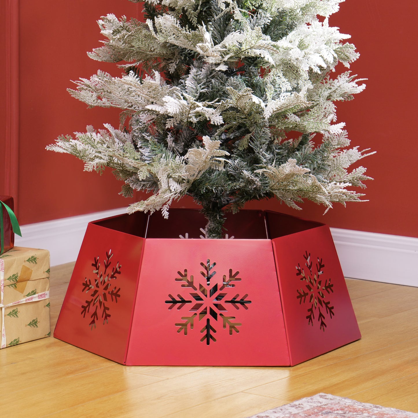 Christmas Tree Skirt Metal Red   Tips
