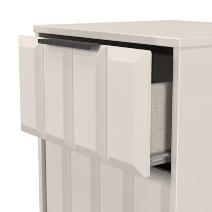 New York C Bedside Table Off-white 3 Drawers 45cm