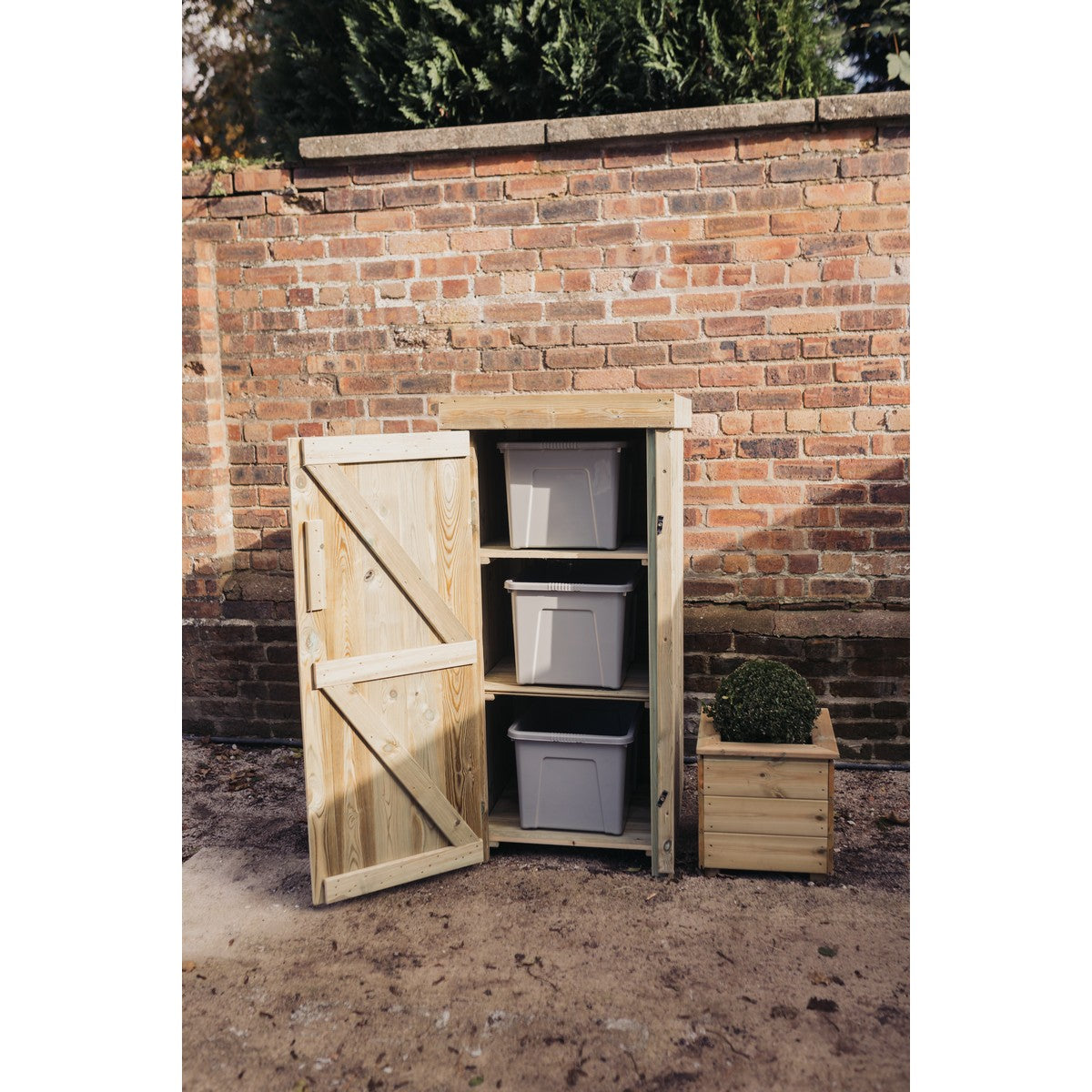 Ascot Garden Bin Store 67cm wide x 75cm deep by Churnet Valley - RS02