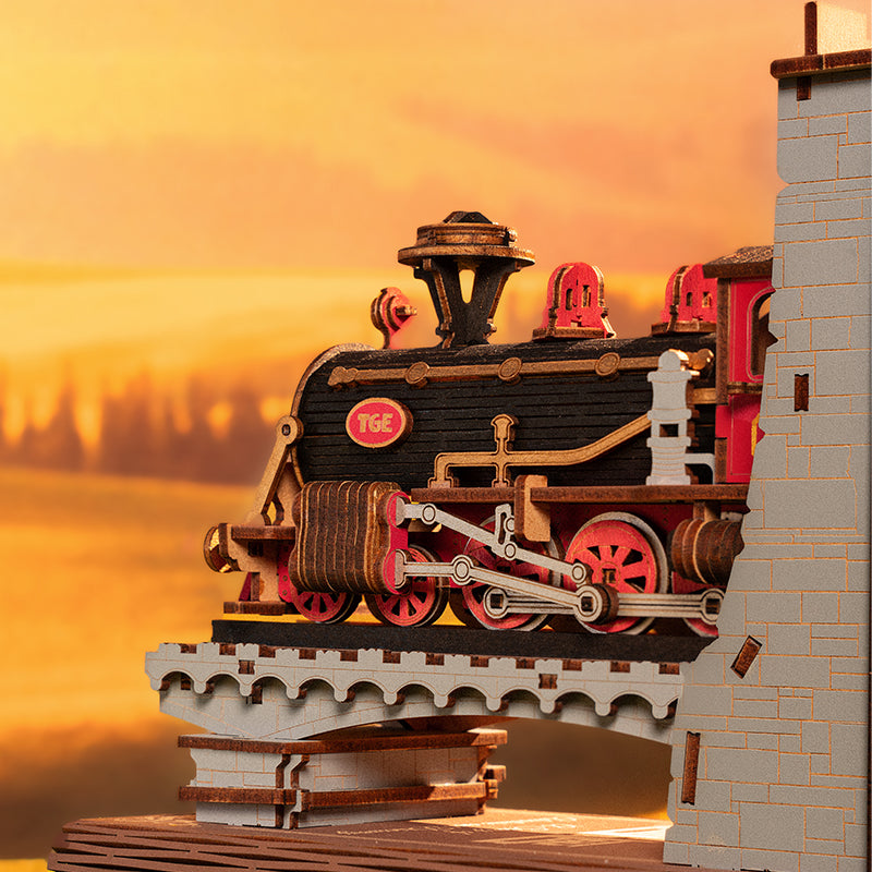 Rolife Century Train DIY Book Nook TGE01