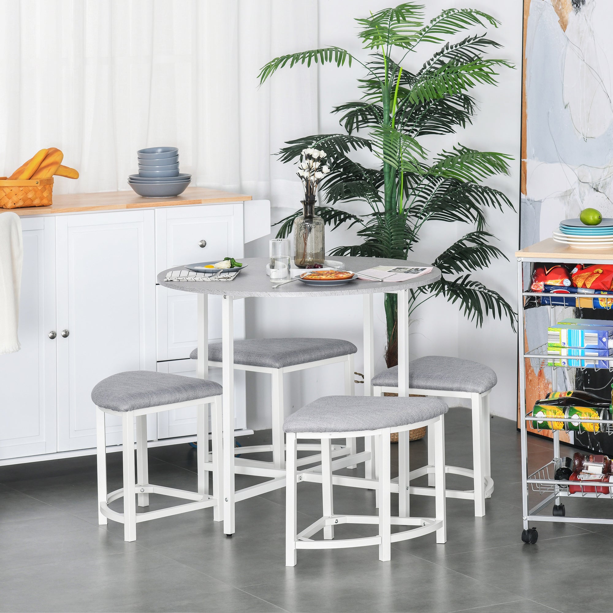 Matching Eating Set We have 1000's more products in-store.
