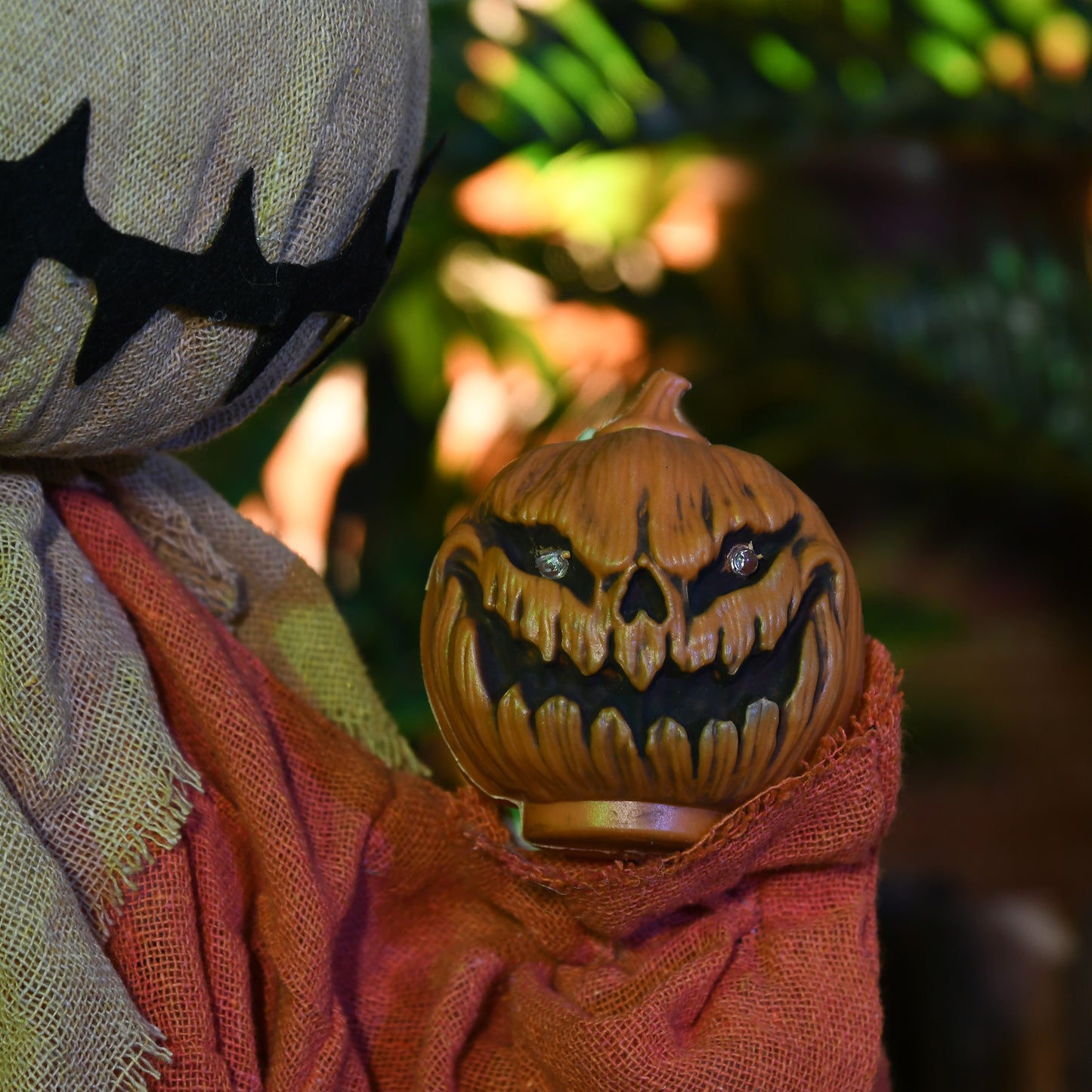 Animated Scarecrow Halloween Decoration - 77cm