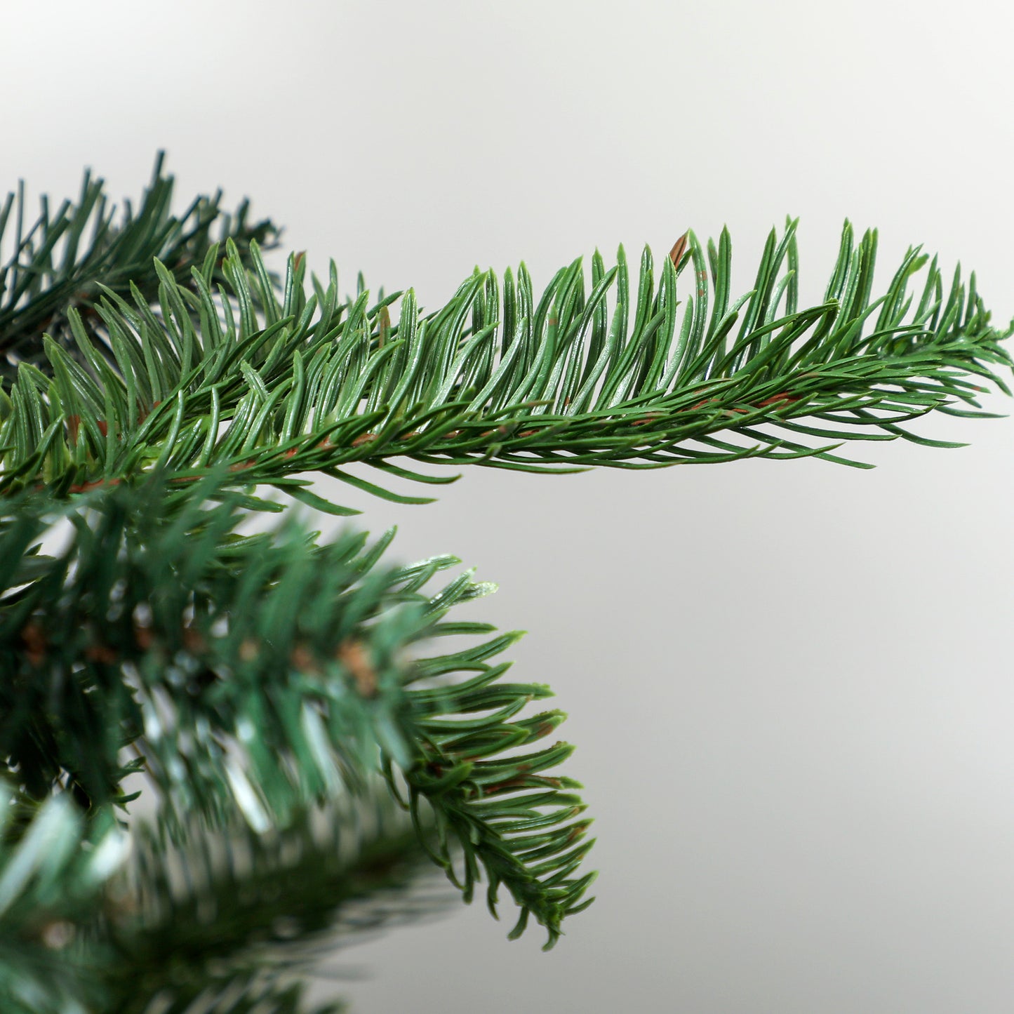 6ft Christmas Tree Artificial -  1062 Tips