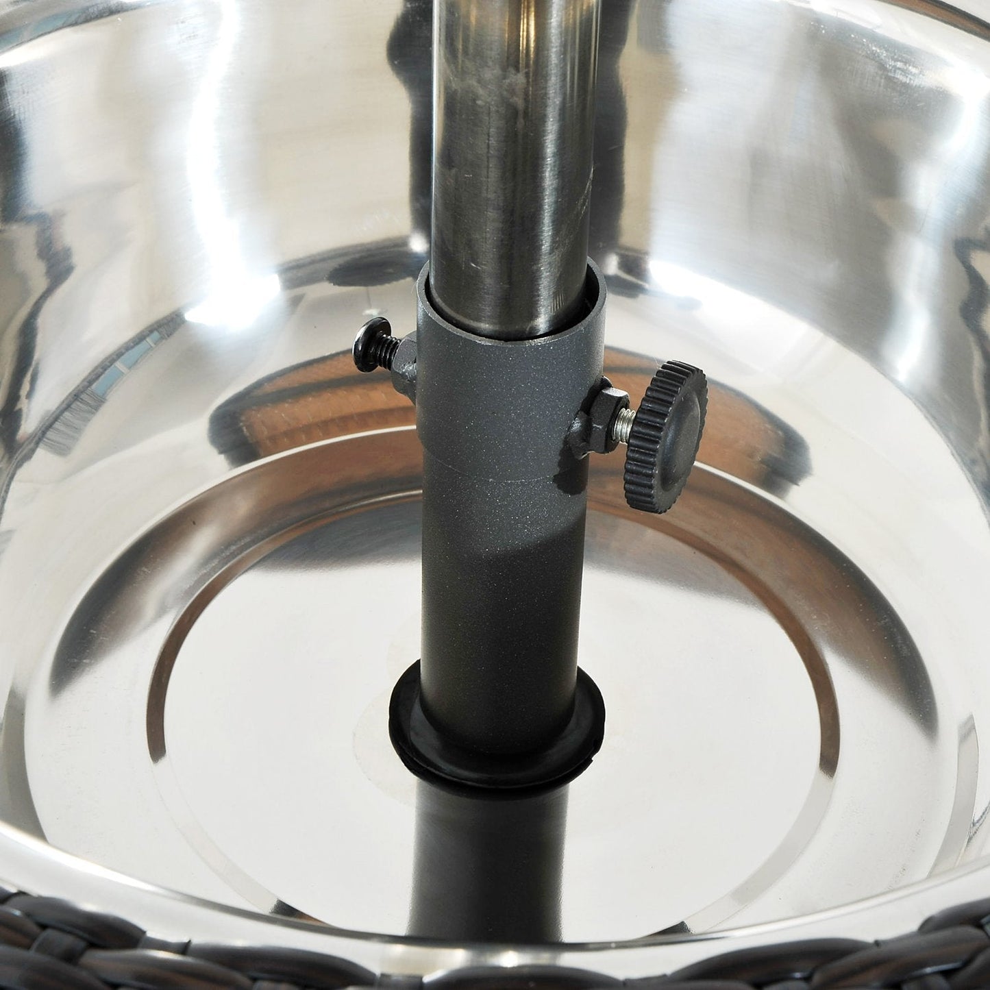 PE Rattan Ice Bucket Table