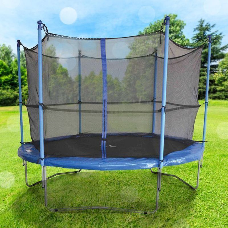 8 Ft Trampoline and Enclosure
