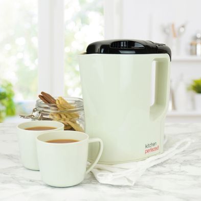 Travel Kettle 900ml Cream And Black 1000w With 2 Mugs