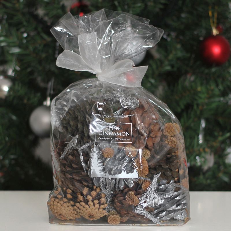 Festive Exotics Pine & Cinnamon Potpourri In A Bag - White Ribbon