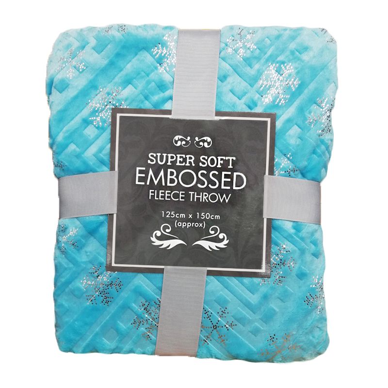 Super Soft Embossed Fleece Throw 125 x 150cm - Light Blue Snowflake