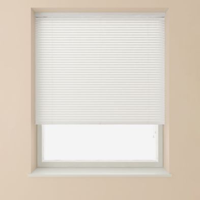 Product photograph of Venetian Blind 25mm Slat White - 60cm Width from QD stores