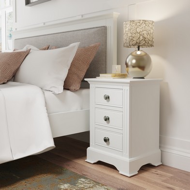 Product photograph of Banbury Bedside Table White 3 Drawers from QD stores