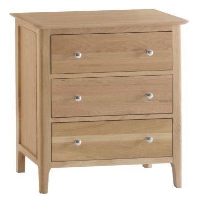 Product photograph of Bayview Oak Chest Of 3 Drawers from QD stores