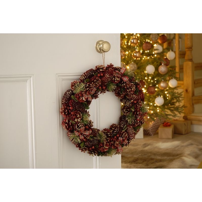 Berries & Ribbon Wreath Christmas Decoration Green & Red - 45cm 