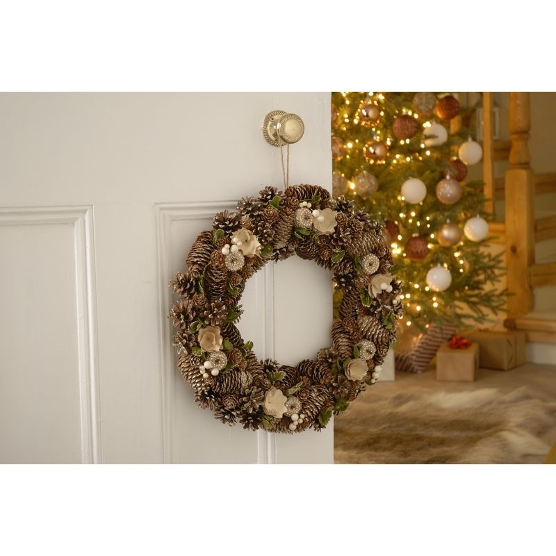 Wreath Christmas Decoration Gold with Pinecones & Berries Pattern - 45cm 