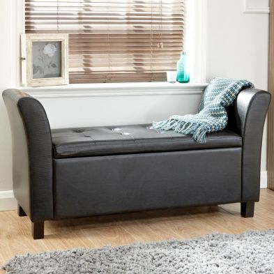 Product photograph of Verona Window Seat Faux Leather Black from QD stores