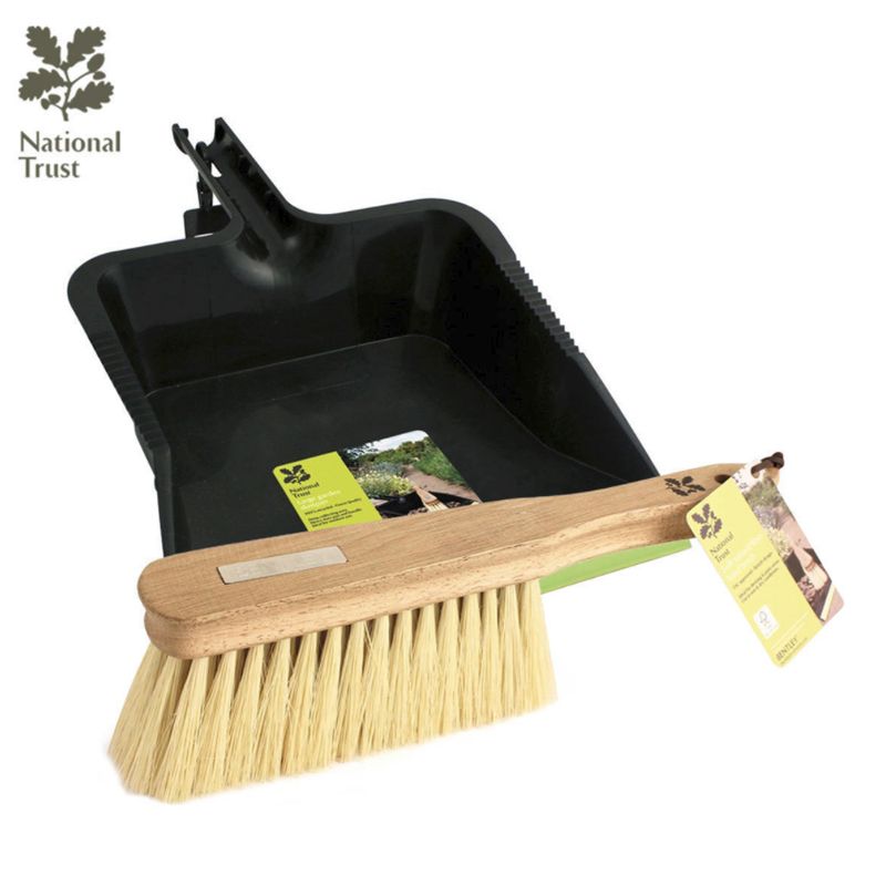 Wensum National Trust Large Plastic Dustpan & Soft Natural Hand Brush Set